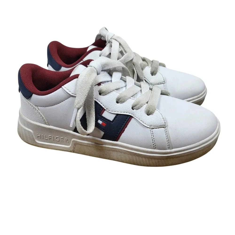 Tommy Hilfiger ai models